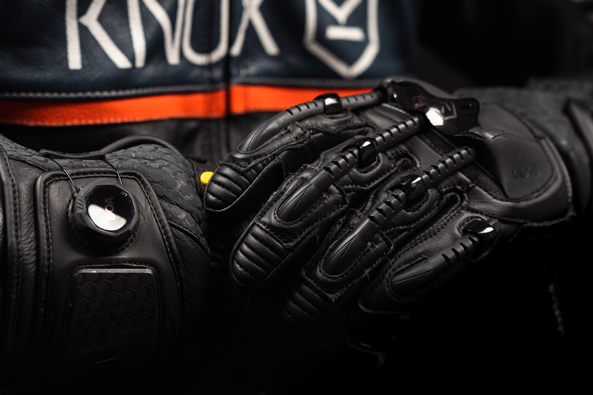 Knox Gloves